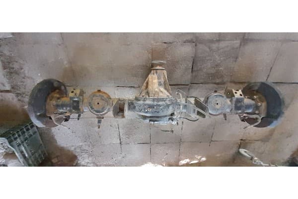 Diferencial delantero Nissan Patrol Y60 usado 2