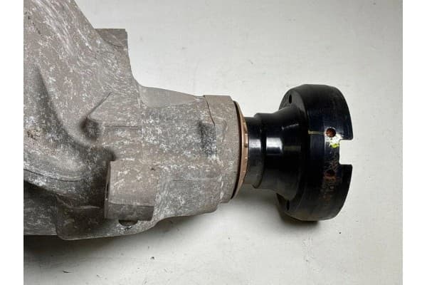 Reductor trasero Ford 75W85 2.3L gasolina 2018 usado 2