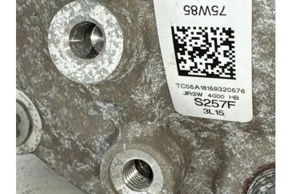 Reductor trasero Ford 75W85 2.3L gasolina 2018 usado 7