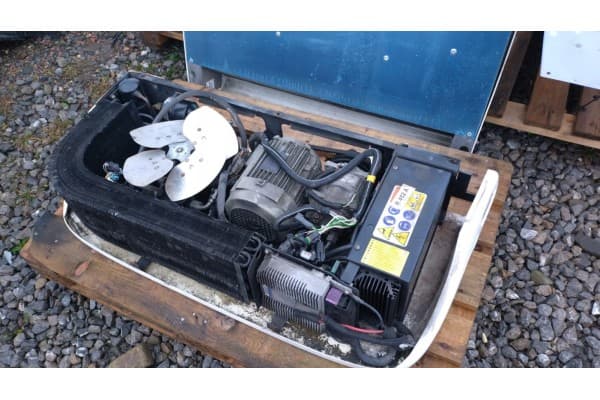 Unidad de Refrigeración Carrier Xarios 350 Nº 925/297 usado 6