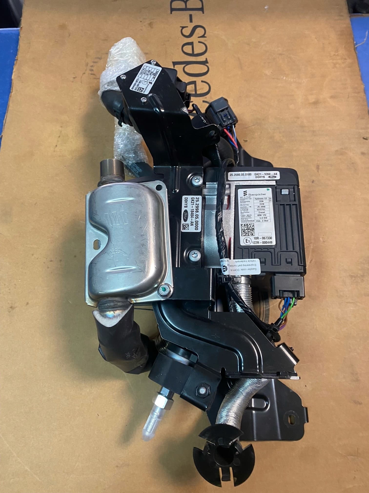 Calefactor de Estacionamiento Ford D5A 40W 12V GK219350AB nuevo