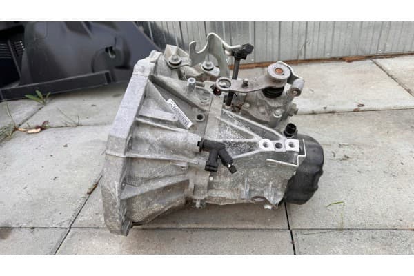 Caja de Cambios Suzuki Swift MK8 1.0 AS9 usado