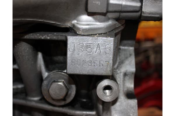 Motor de gasolina completo Acura RL 3.5 J35A6 usado 6