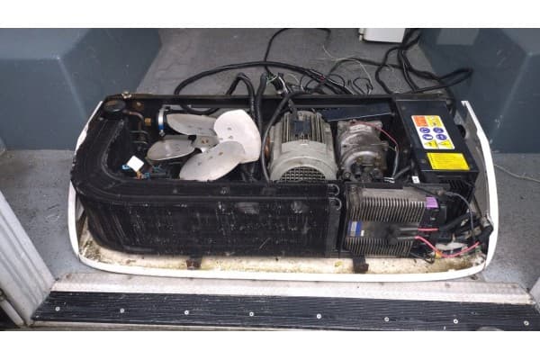 Unidad de Refrigeración Carrier Xarios 350 Nº 555/001 usado 2