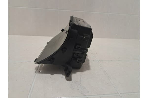 Pantalla Mercedes Clase S W221 1036909743 usado 3