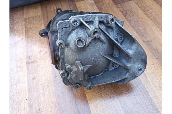 Diferencial trasero BMW F30 usado 6