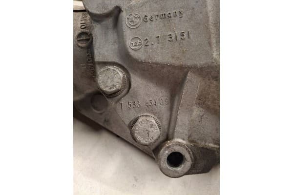 Diferencial delantero original BMW X1 E84 2014 usado 11