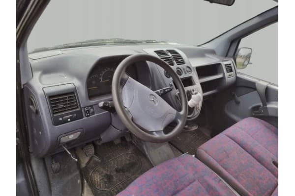 Webasto Mercedes-Benz Vito 112CDI 2000 usado 11