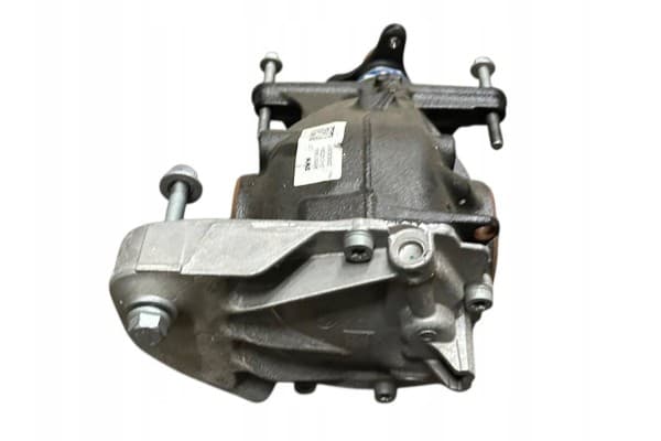 Diferencial trasero BMW X3 OEM 33108655016 usado 4