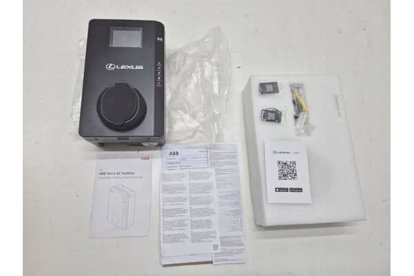 Cargador de pared Lexus 11 kW PW6BW-00027 usado 11