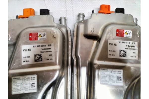 Calefacción Webasto Porsche Taycan 9J1963507D usado 4