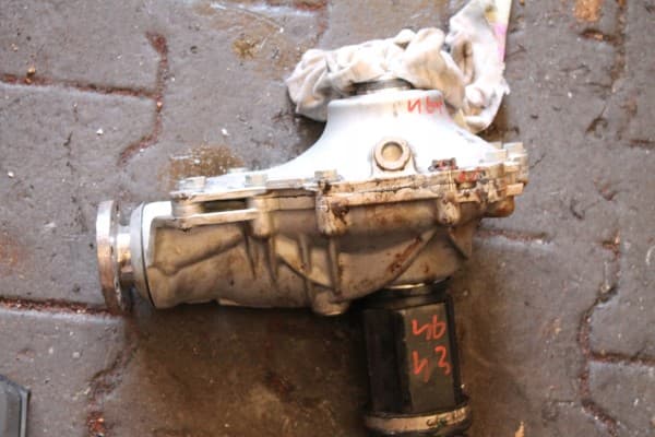 Difusor Puente BMW 8854702 usado