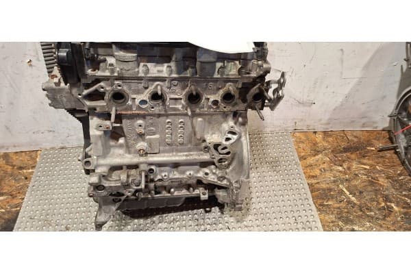 Motor 8HR Citroën C3 II DS3 1.4 e-HDi 2012- usado 2