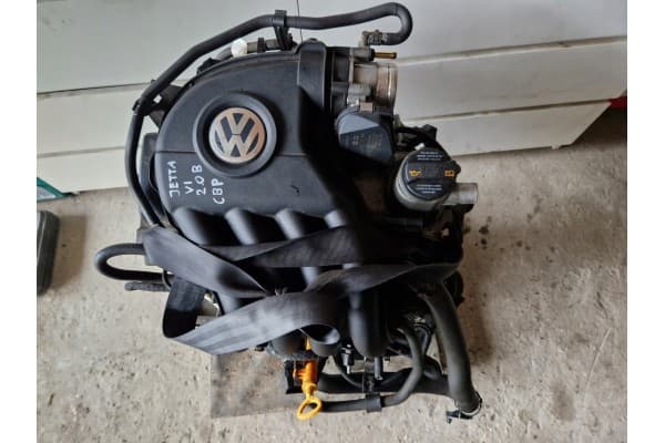 Motor VW Jetta VI 5C6 2.0 FSI Cbp usado