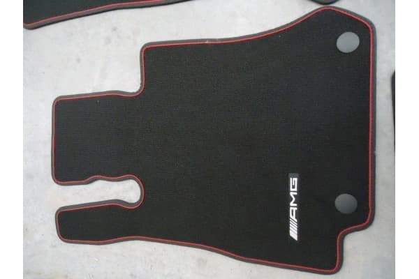 Alfombrillas originales nuevas para Mercedes usado 4
