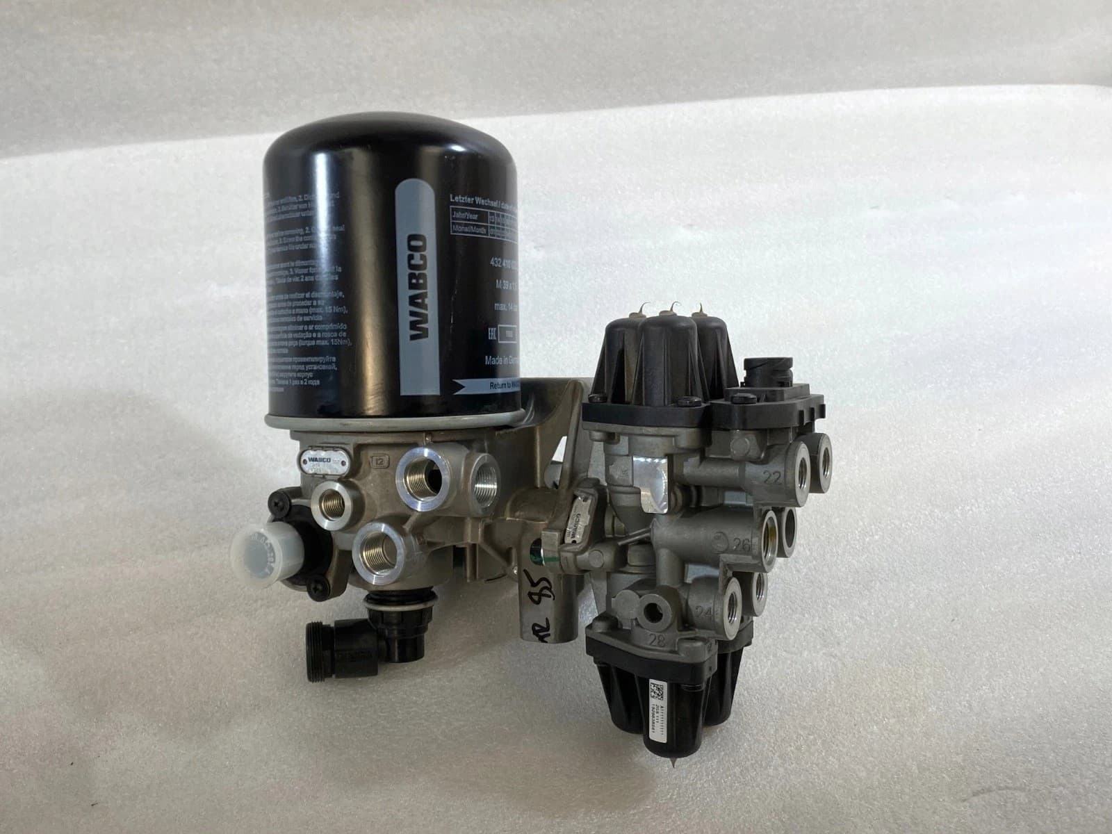 Válvula de 6 vías Iveco Stralis 9347050210 nuevo
