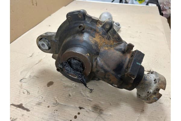 Diferencial delantero Ford Ranger 2012 1909340 usado 3