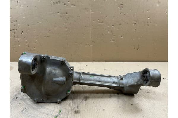 Diferencial delantero Nissan Navara D40 2010 usado 2