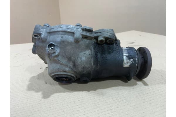 Diferencial delantero BMW X1 E84 2011 7601767 usado 3