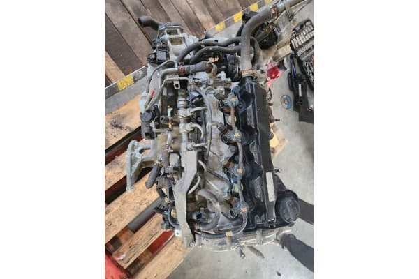 Motor Honda Civic Ufo 1.6 diésel N16A1/1008565 usado 3