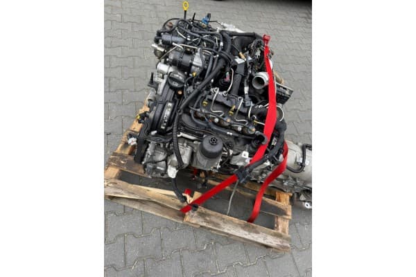 Motor completo Maserati Levante 3.0 D M156 usado 4
