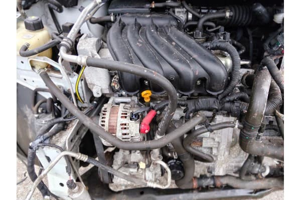 Nissan Qashqai J10 motor 1.6 16V HR16 150.000 km usado 2
