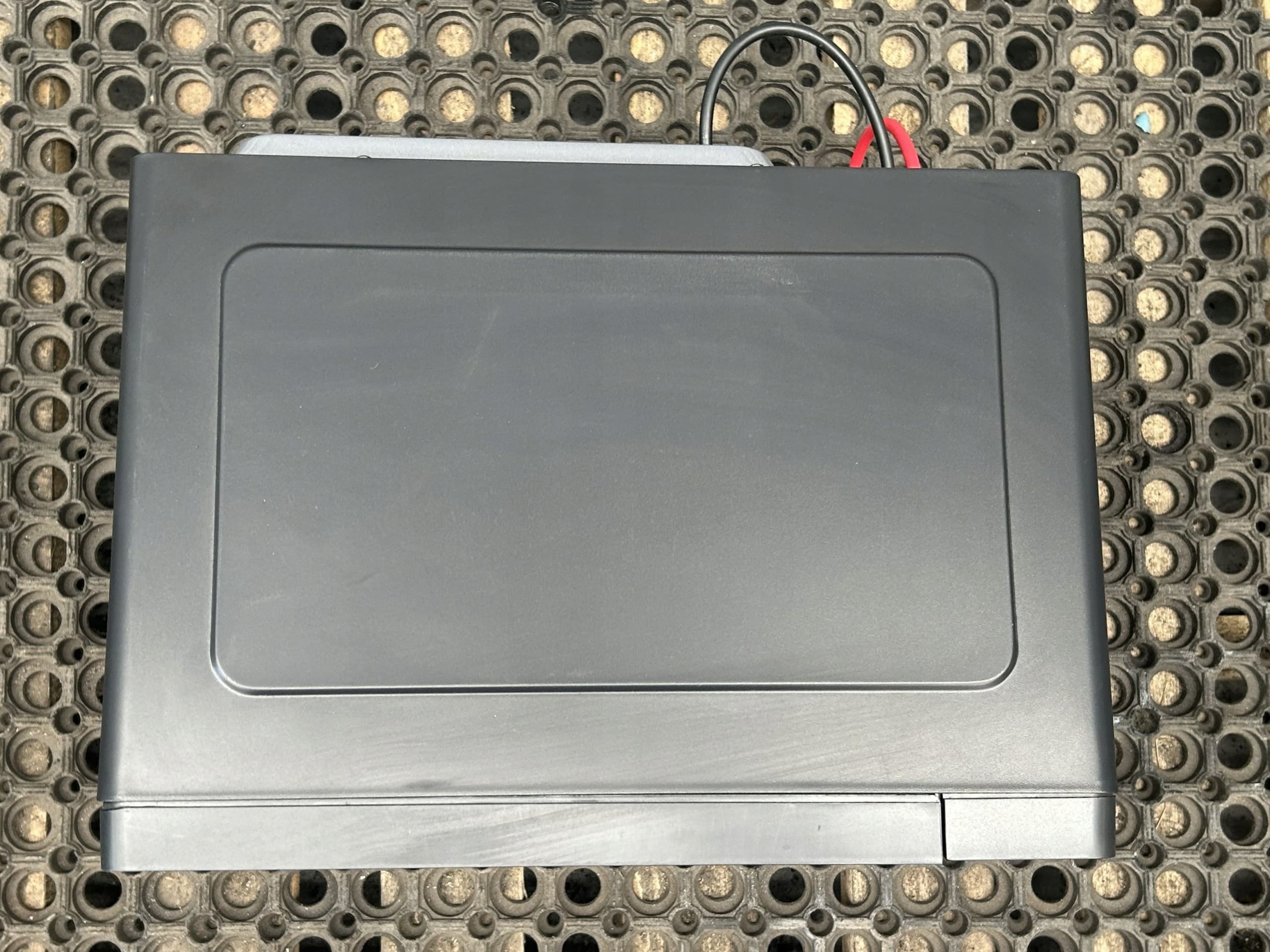 Microondas Dometic Waeco MWO24DA 19L 24V para Daf XG usado 2