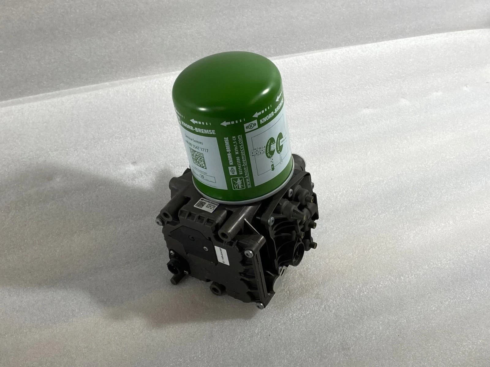 Unidad de Preparación de Aire Knorr-Bremse K020741X00 nuevo 2