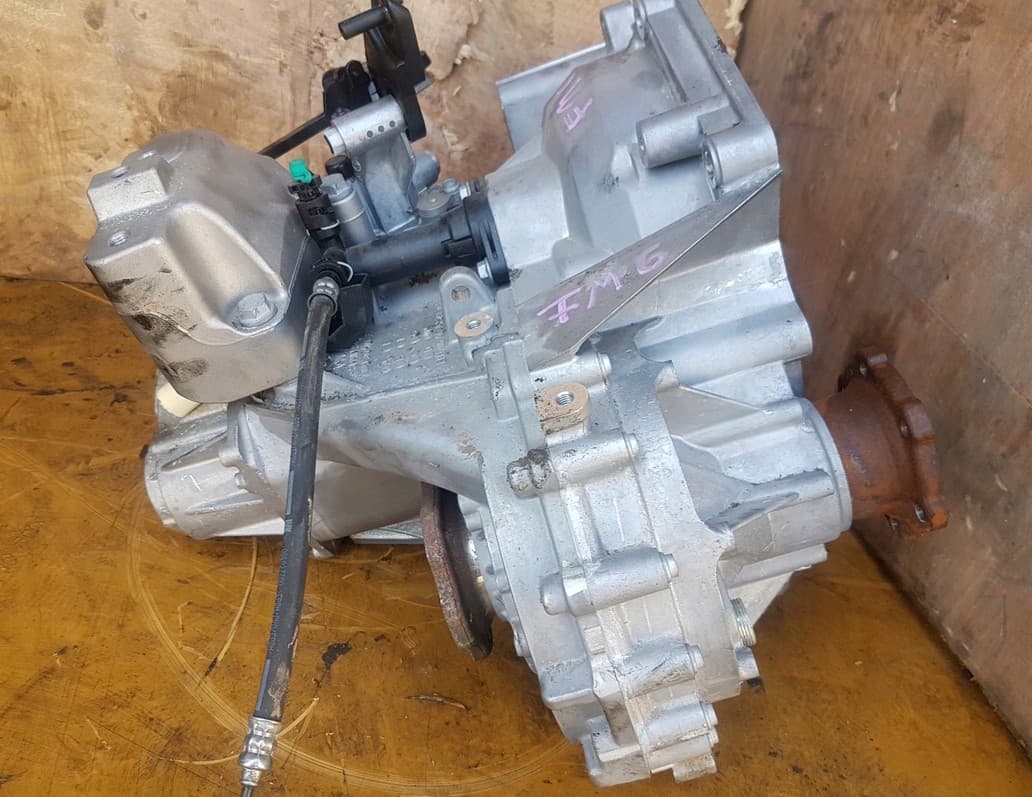 Caja de Cambios Completa Skoda Audi FM6AJ021 usado 5