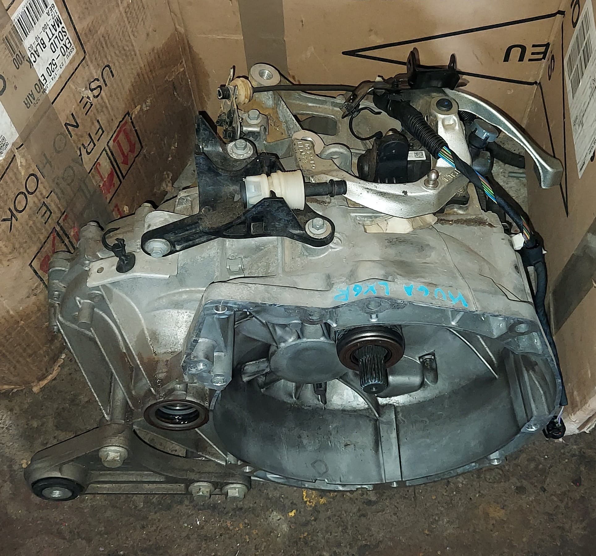 Caja de Cambios Completa Ford LX6R 7002 Ahb usado