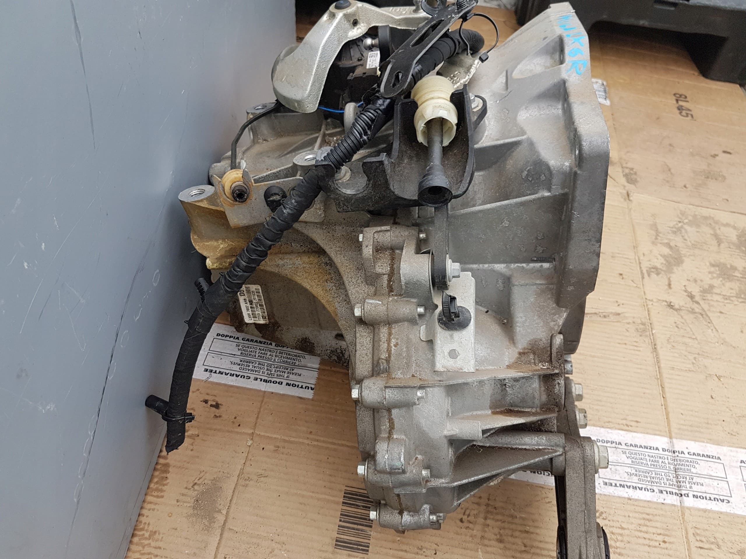 Caja de Cambios Completa Ford Kuga LX6R usado 3
