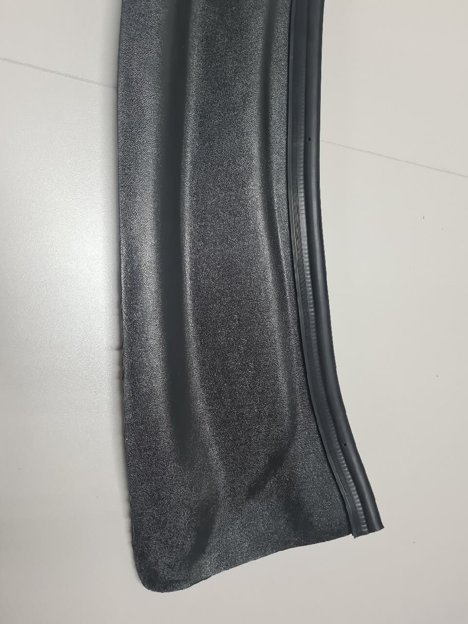 Panel frontal inferior Renault Scénic Iii 668100006R nuevo 2