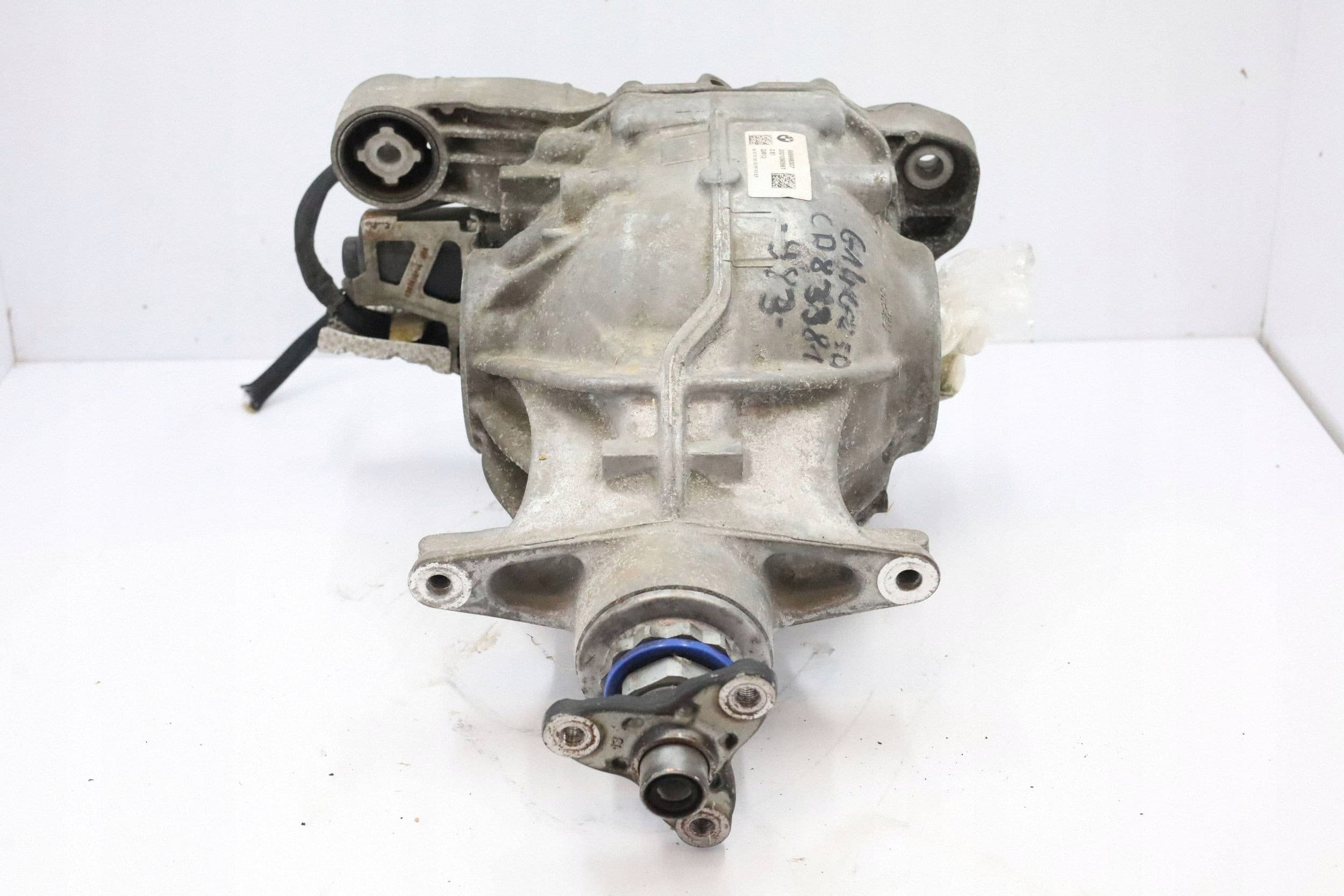 Diferencial trasero 8686983 BMW G14 G15 G16 G30 usado 2