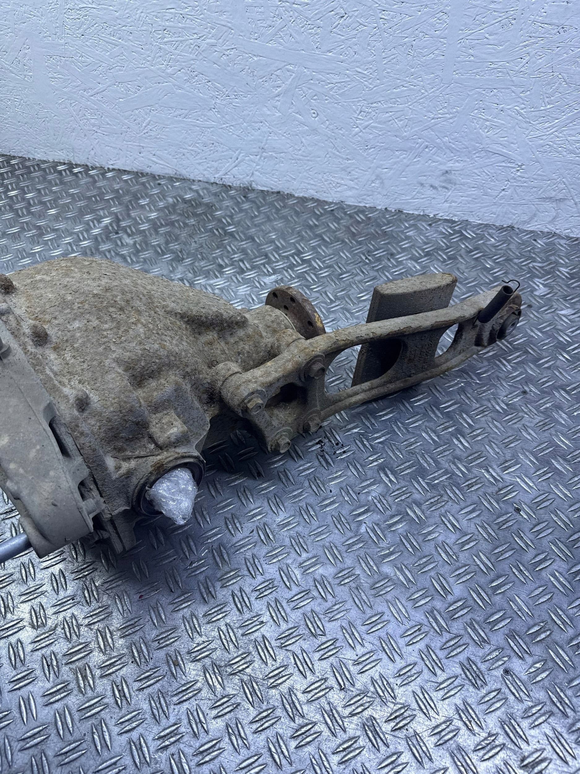Diferencial trasero Lincoln Navigator S56A152230387H usado 7