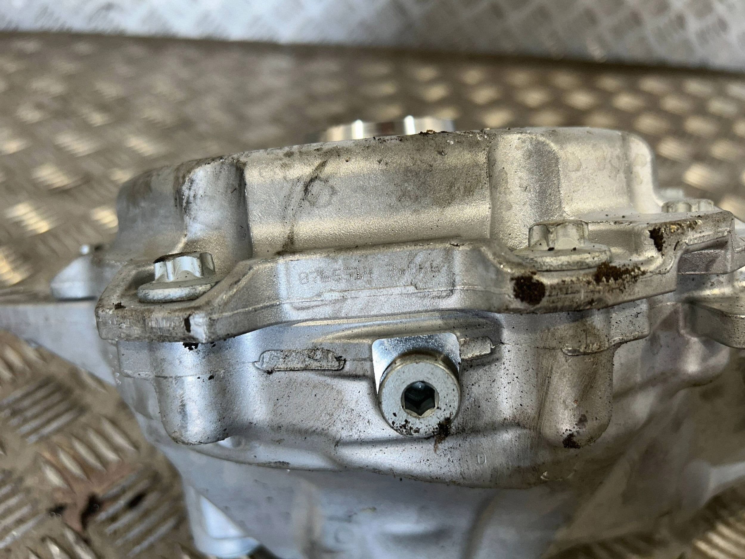 Diferencial delantero Mercedes-Benz Glc C254 A2233310400 usado 11