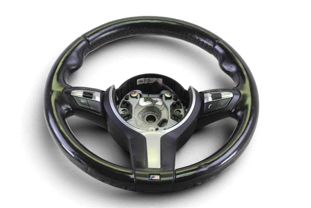 Volante, BMW Serie 2 Gran Tourer (F46) 218d 2015 usado