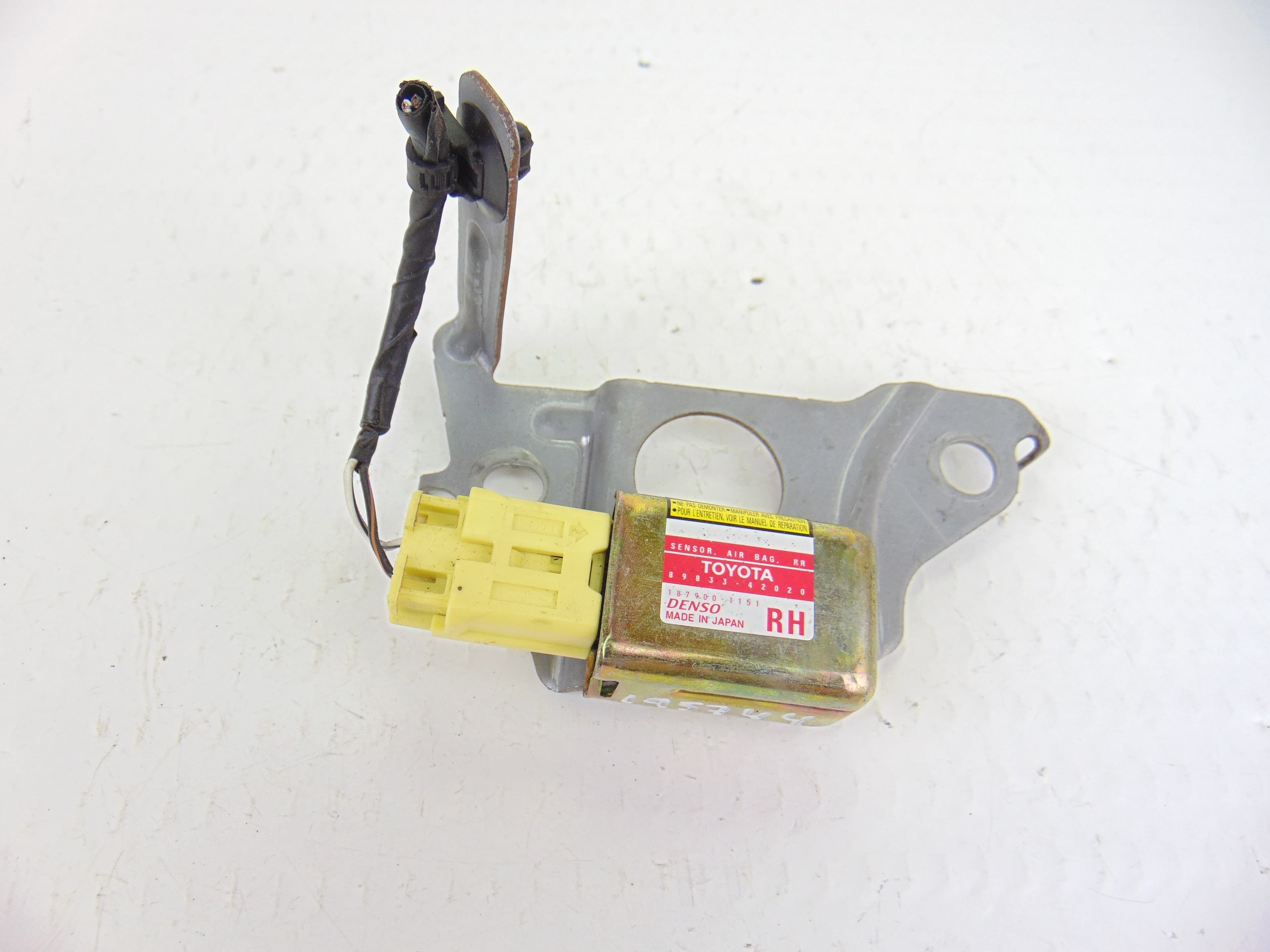 Sensor, Toyota RAV4 (A2) 2.0 D-4D Sol 4X4 (2003- ) 2004, 89833-42020 usado