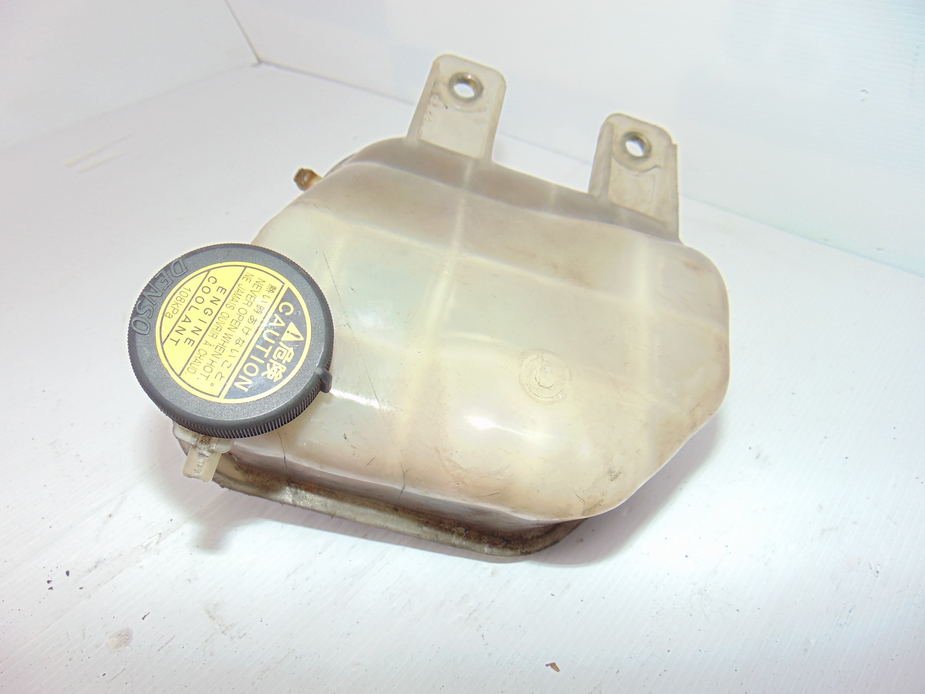 Deposito expansion, Toyota RAV4 (A2) 2.0 D-4D Sol 4X4 (2003- ) 2004 usado