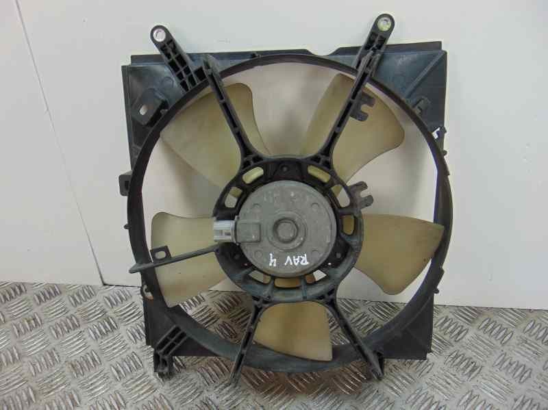 Electroventilador, Toyota RAV4 (A2) 2.0 D-4D Sol 4X4 (2003- ) 2004 usado 2