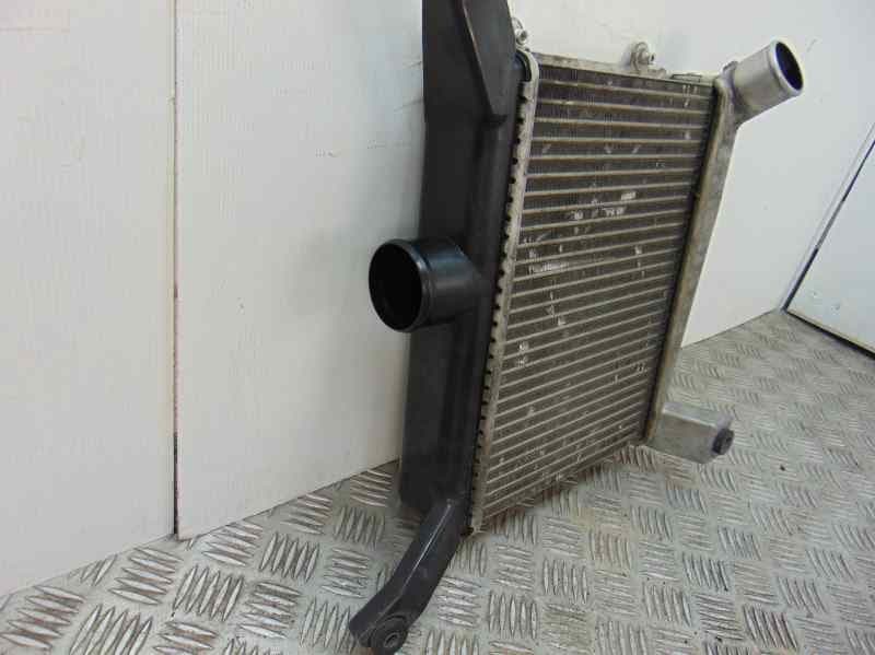Intercooler, Toyota RAV4 (A2) 2.0 D-4D Sol 4X4 (2003- ) 2004 usado 3