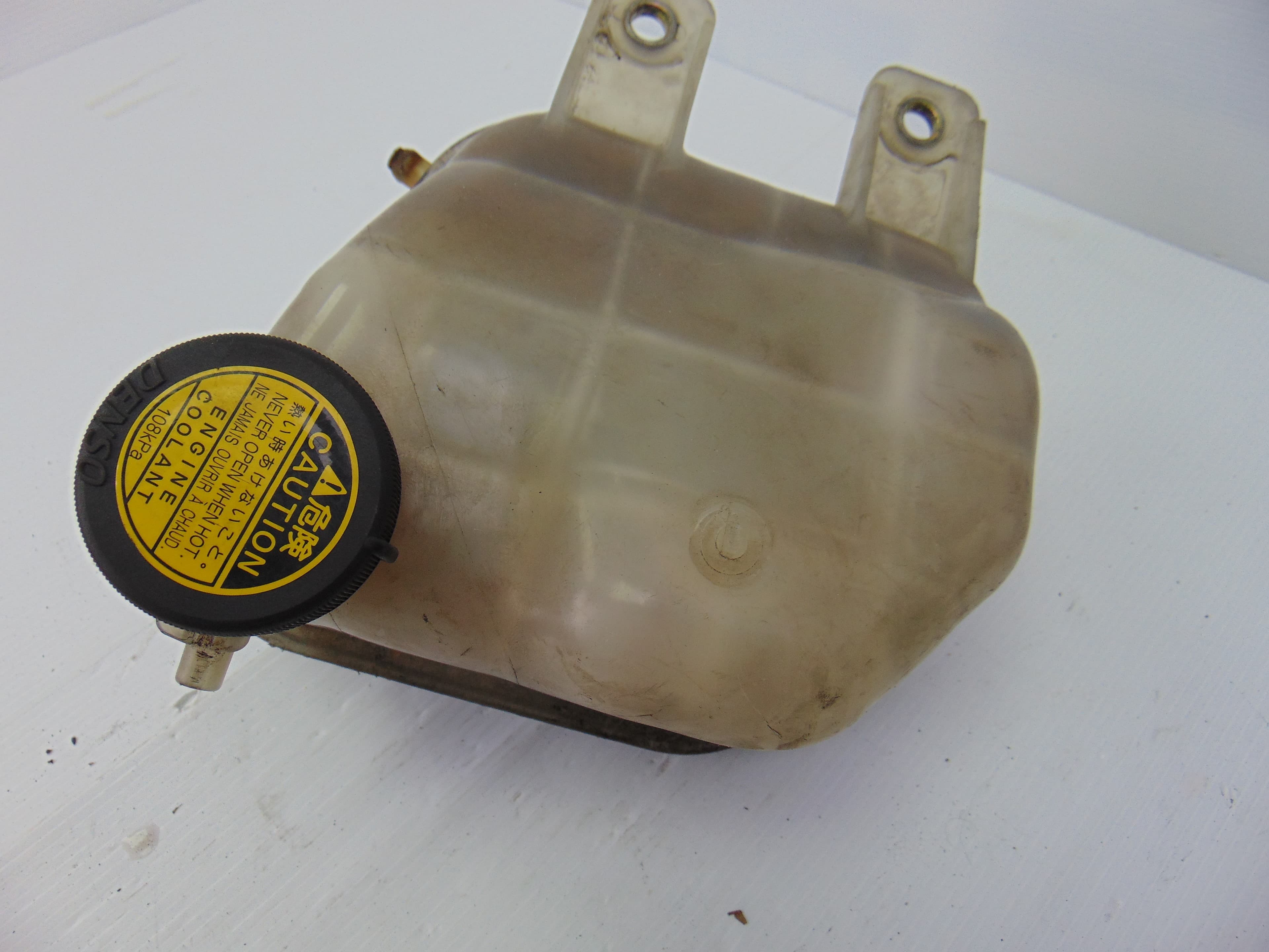 Deposito expansion, Toyota RAV4 (A2) 2.0 D-4D Sol 4X4 (2003- ) 2004 usado 4