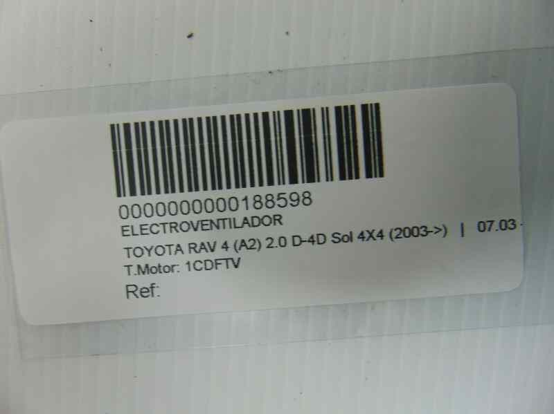 Electroventilador, Toyota RAV4 (A2) 2.0 D-4D Sol 4X4 (2003- ) 2004 usado 4