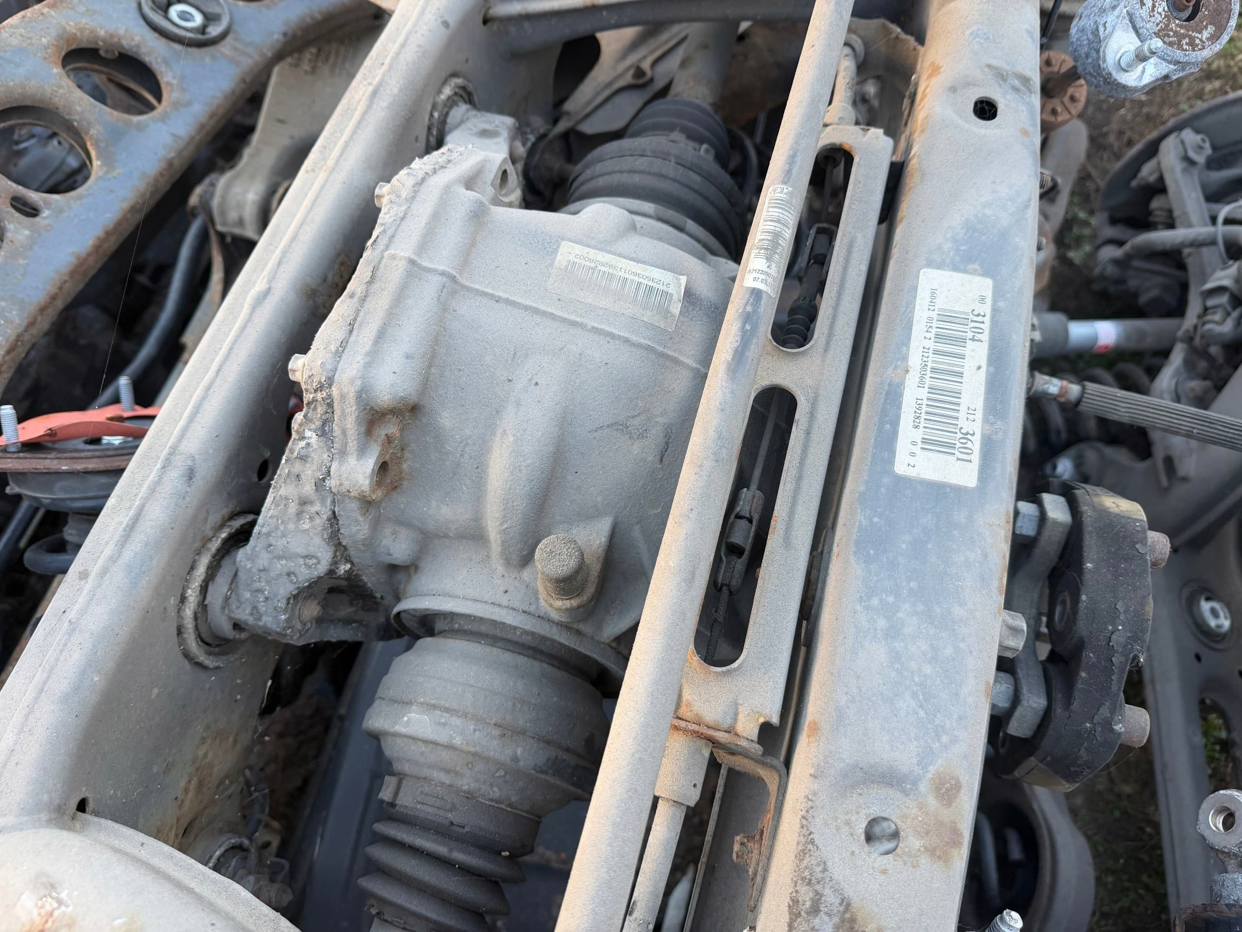 Diferencial Trasero Mercedes E W212 2.47 2123503601 usado