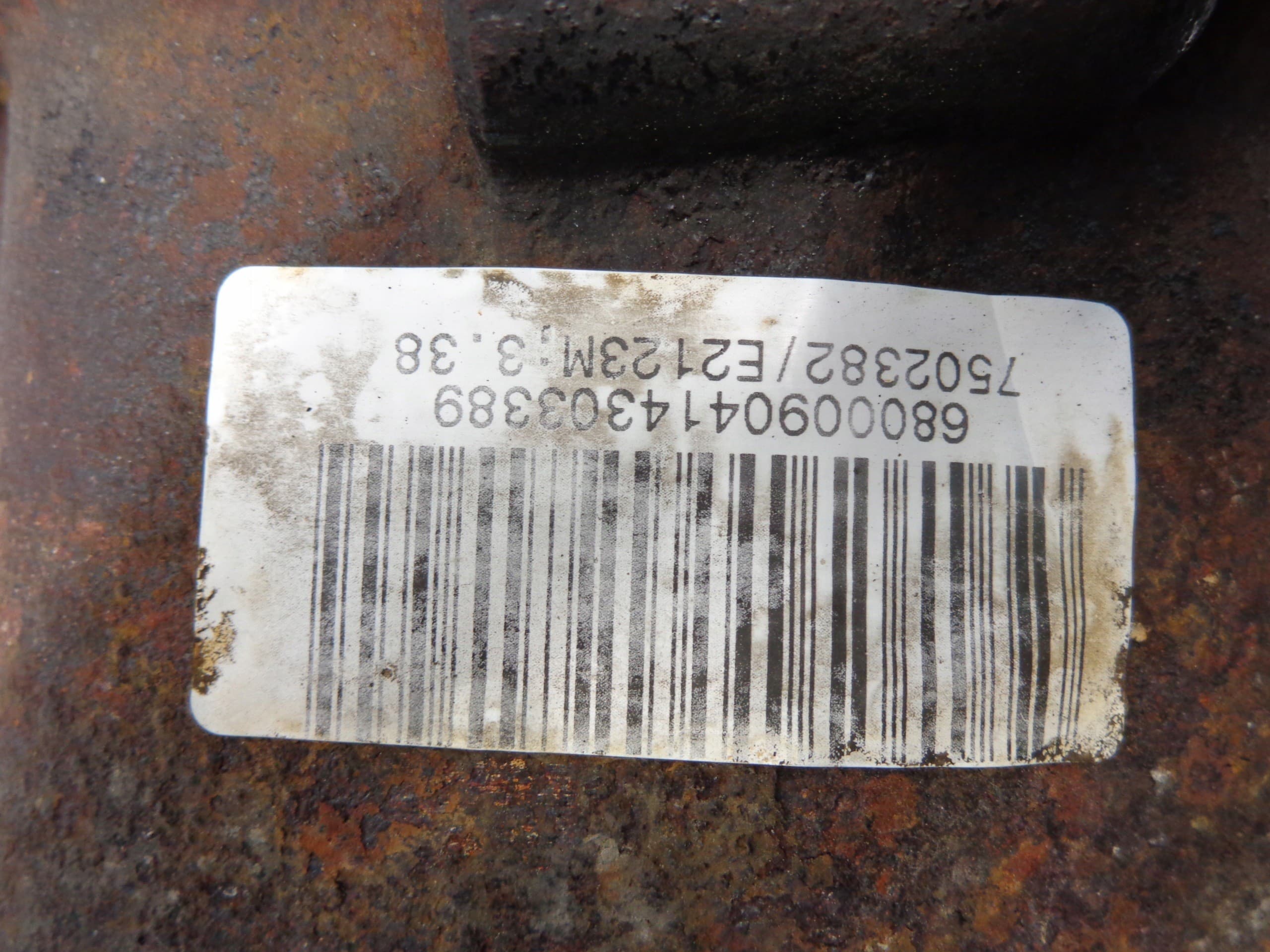 BMW 3 E46 1.8 M43B19 Puente Diferencial Relación 3.38 7502382 usado 2
