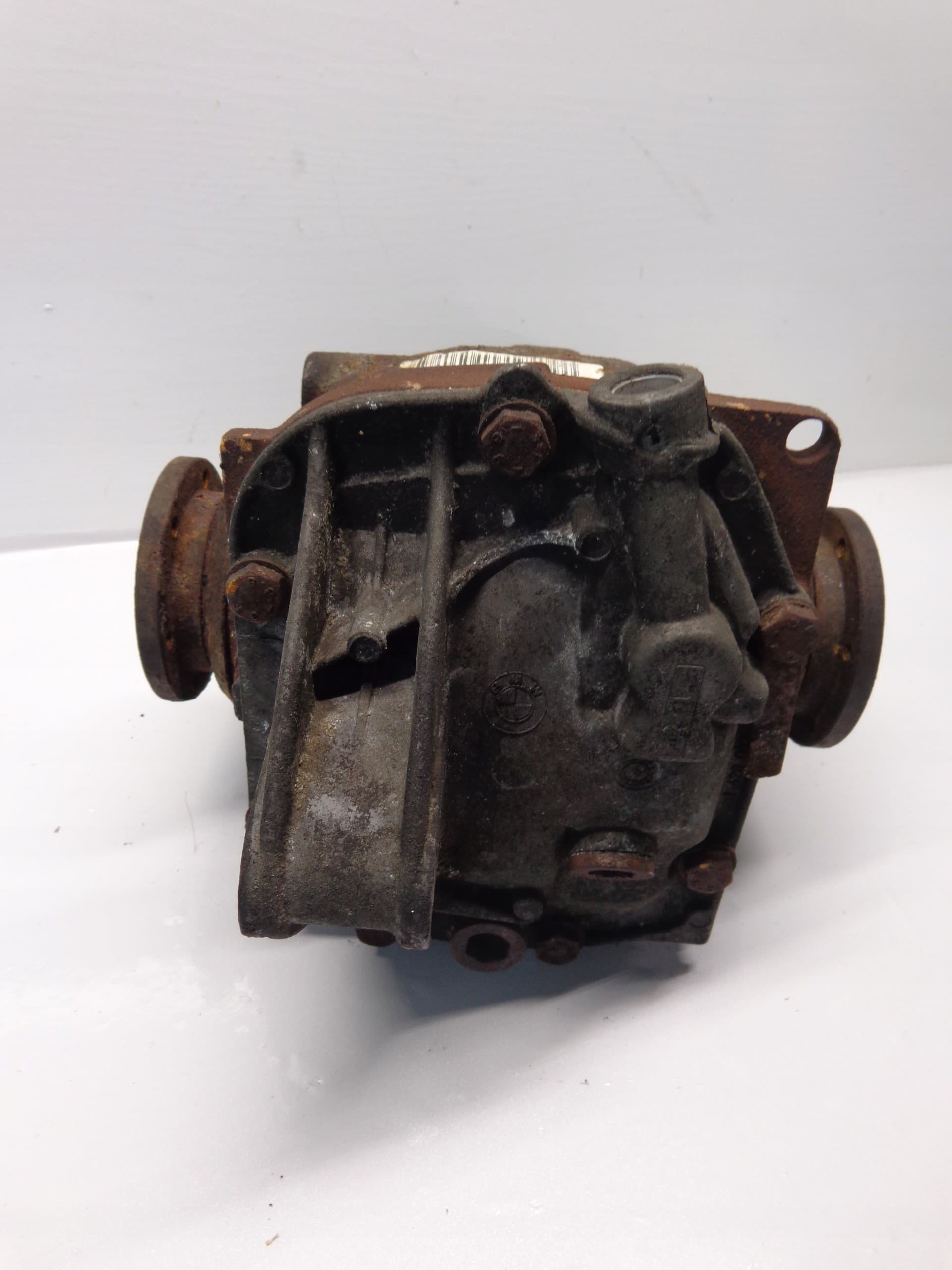 BMW 3 E46 1.8 M43B19 Puente Diferencial Relación 3.38 7502382 usado 4