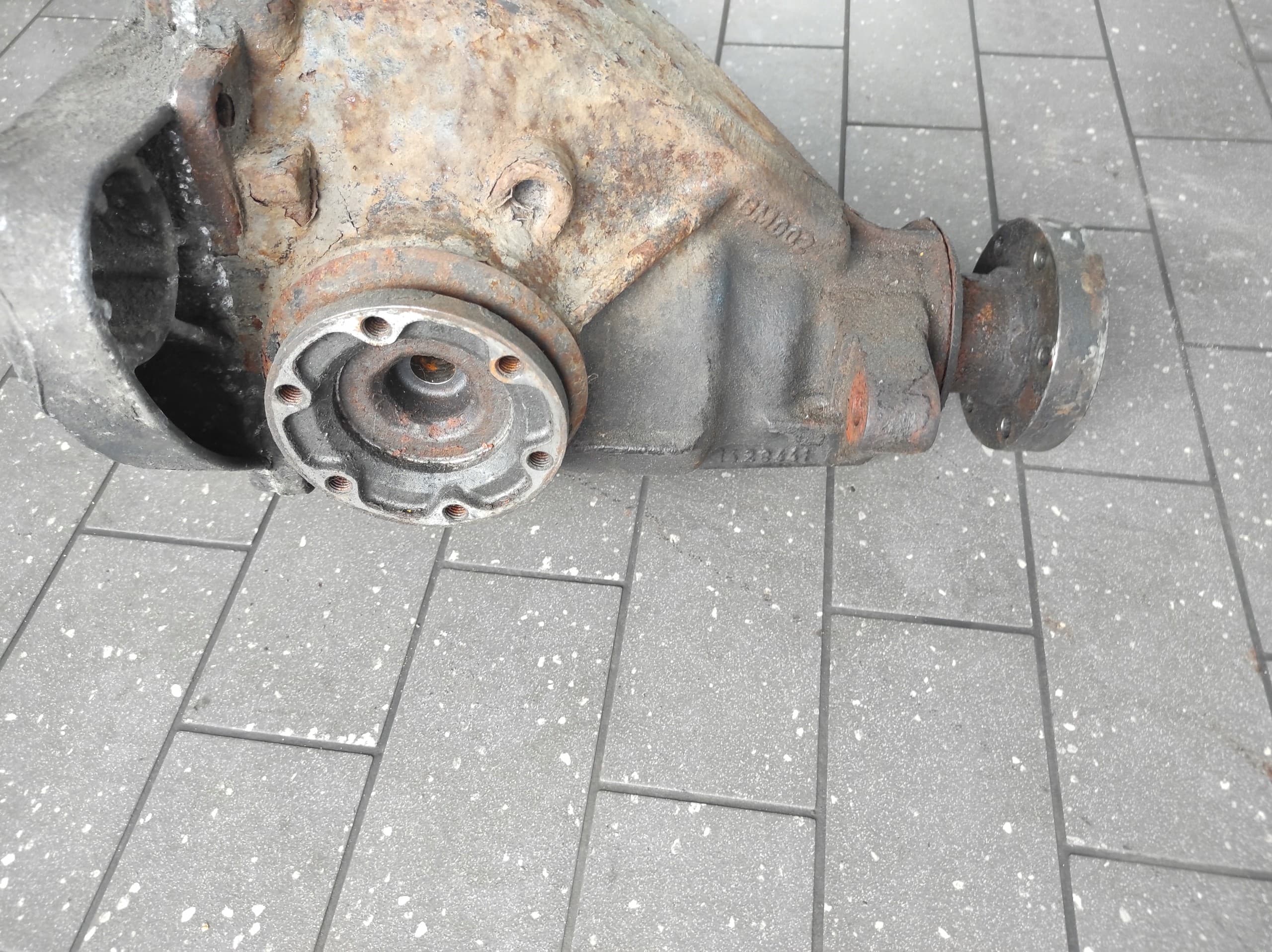 Diferencial Trasero BMW Serie 5 E39 2.35 7504996 usado 2