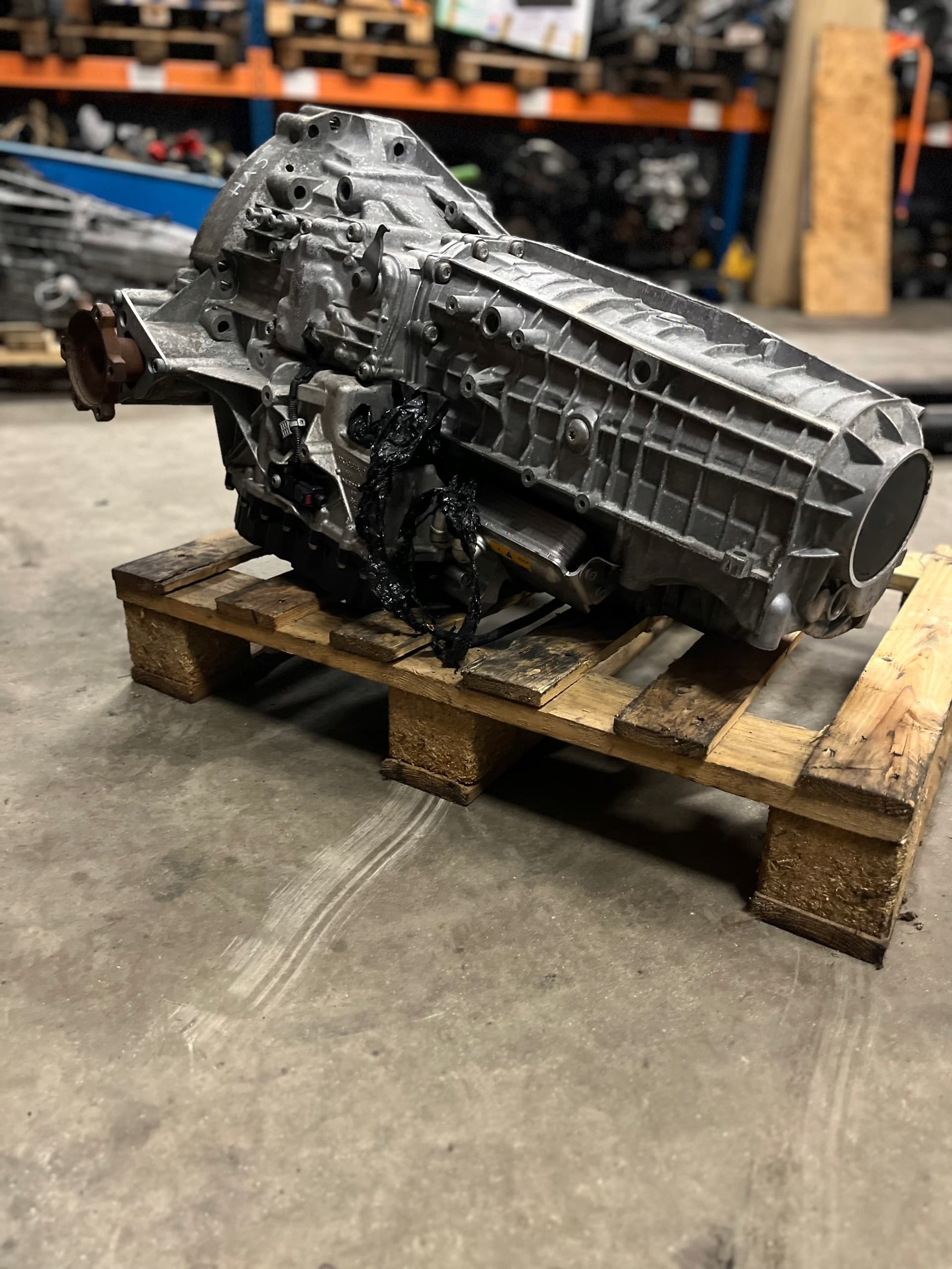 Caja de cambios Audi A4 B9 2.0 TDI Sux usado