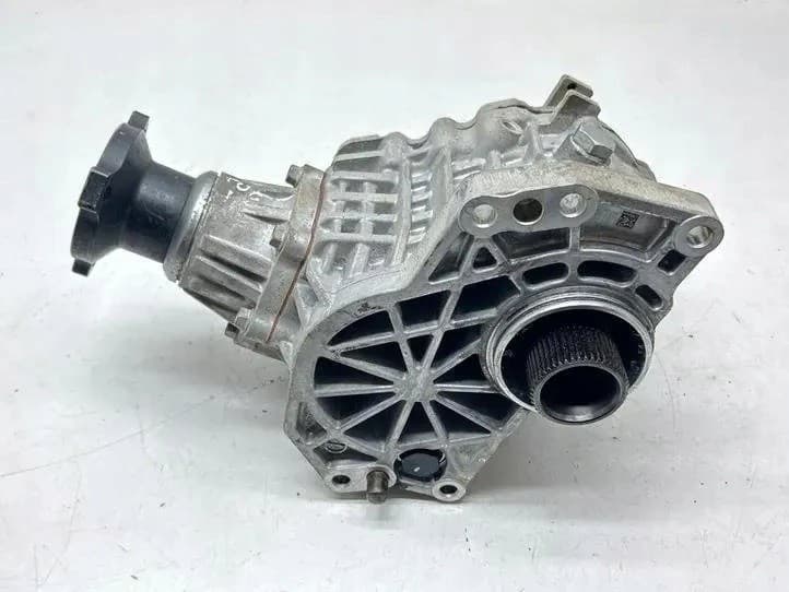 Reductor delantero Hyundai 03598 1.6L híbrido 132kW 2022 usado