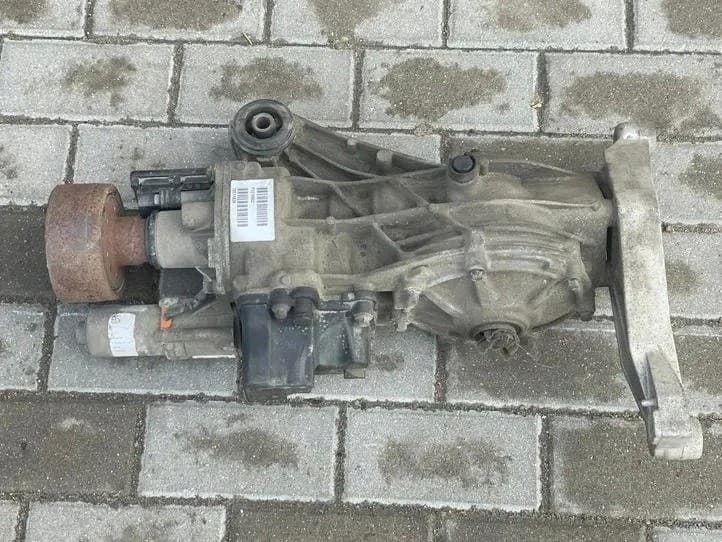 Reductor trasero Volvo T6211839 2.0L diésel 110kW 2019 usado
