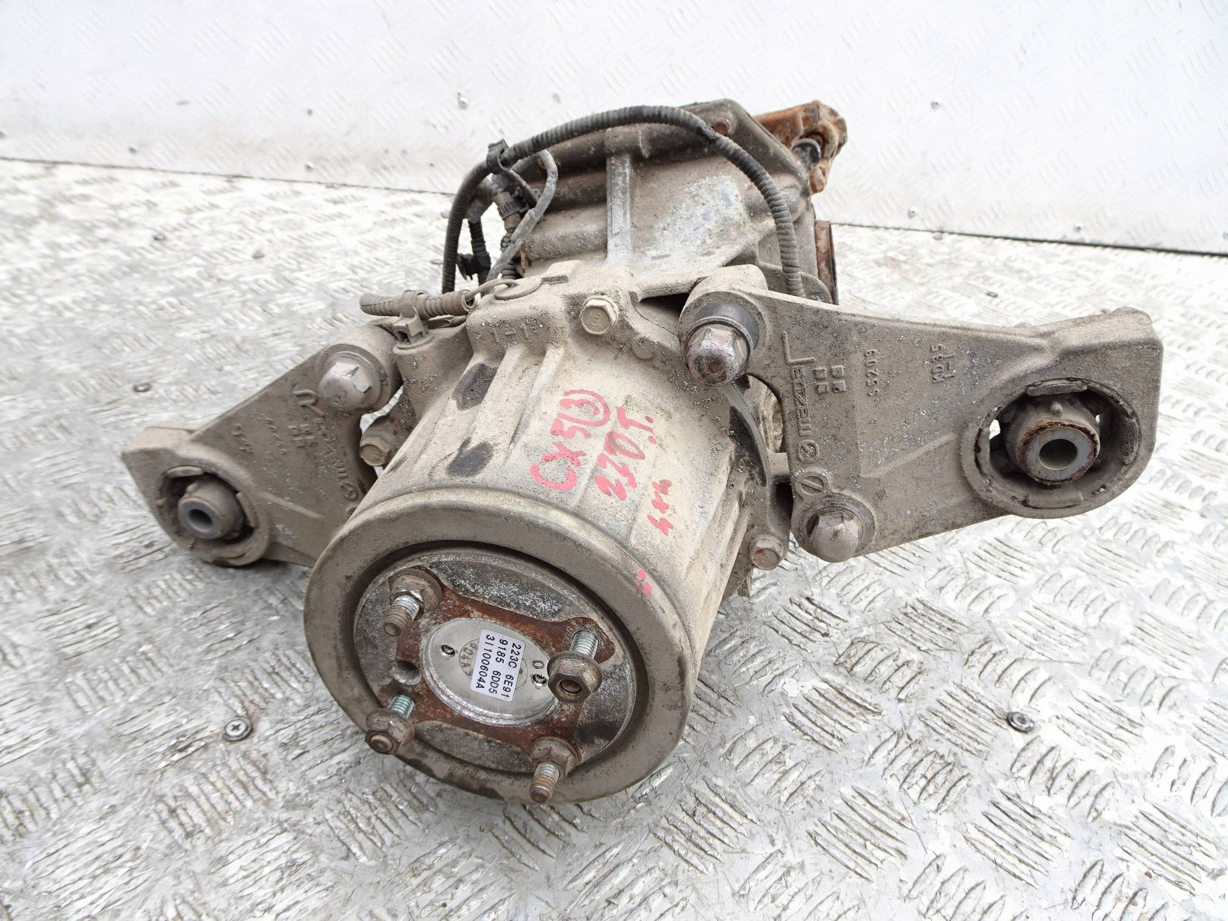 Puente trasero Mazda Cx-5 12-17r. 31100604A usado 4